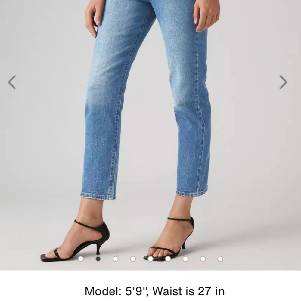 Levi’s Wedgie Straight Jeans - Picture 2 of 6